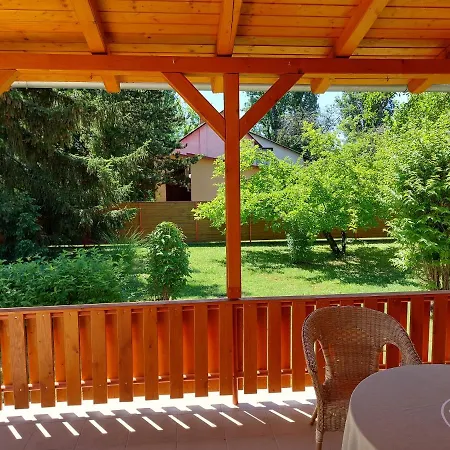 Schieszl 4 * Zamardi